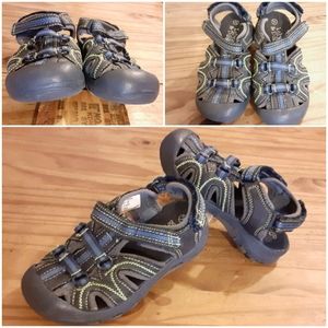 SOLD! Lily & Dan Trekking/Neoprene Sandals Sz 9/10T